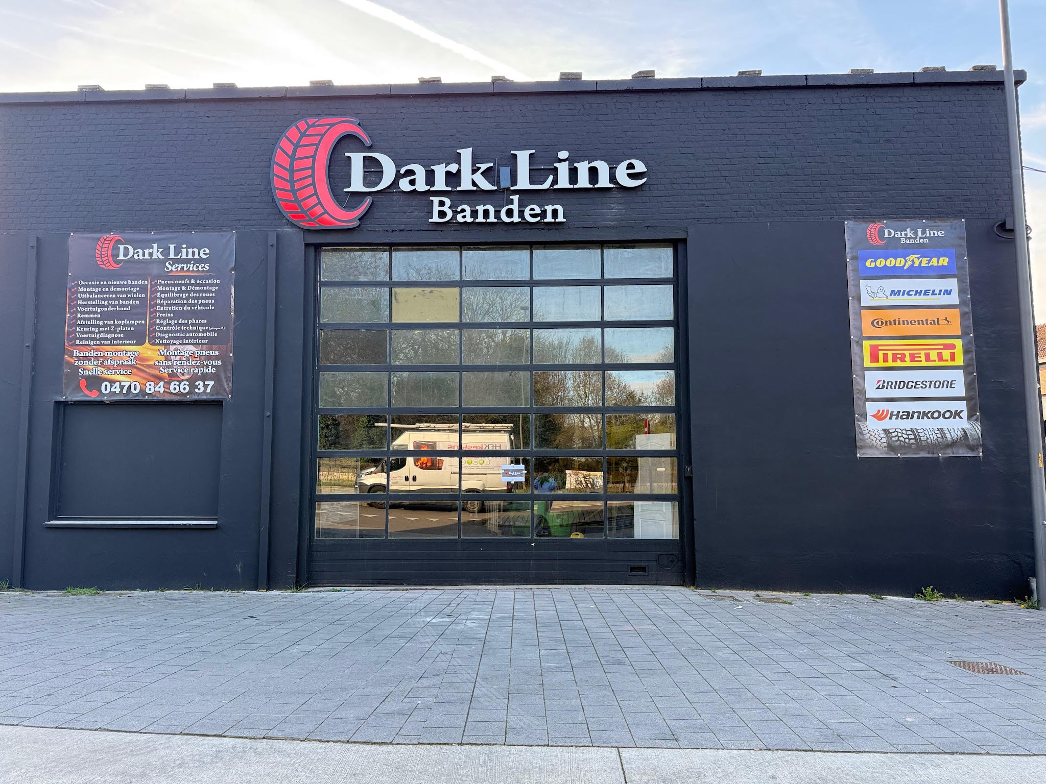 Shopfront van Dark Line Banden in Tienen